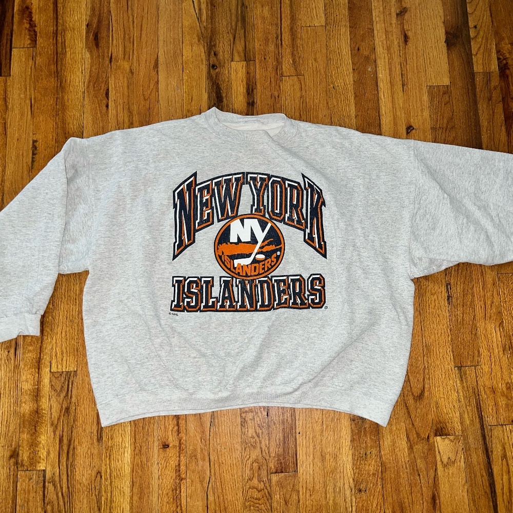 Vintage Islanders Crew Neck
